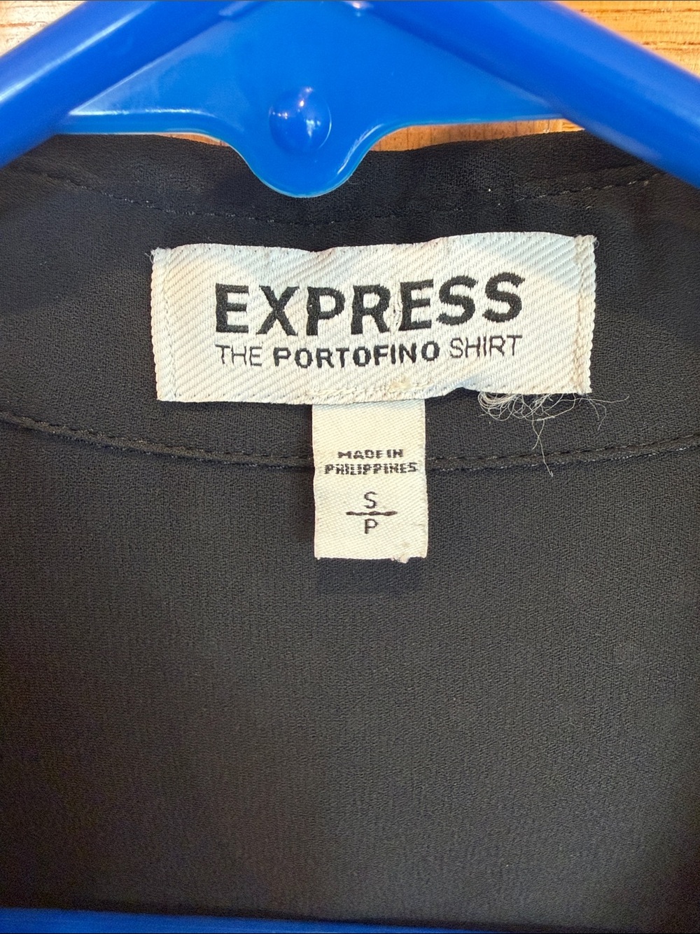 202 Express The Portofino Shirt Black White Polka Dot Sheer Sleeve Button Small - Picture 3 of 9